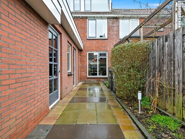 Jan van Galenstraat 25, De Lier