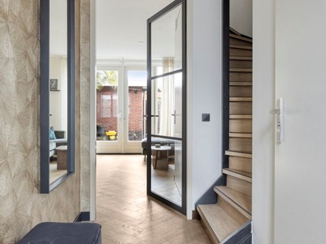 Burgemeester Snelplein 2, Moordrecht