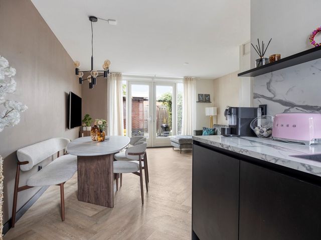 Burgemeester Snelplein 2, Moordrecht