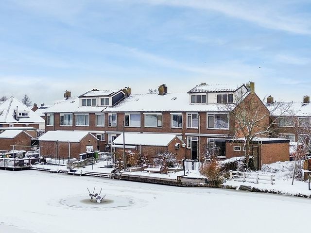 Van der Hoevenstraat 2, Wijngaarden