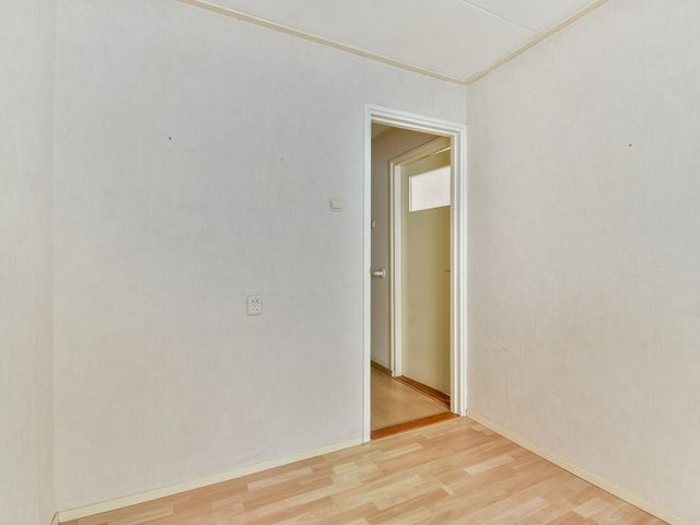 Van der Hoevenstraat 2, Wijngaarden