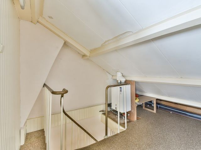 Van der Hoevenstraat 2, Wijngaarden