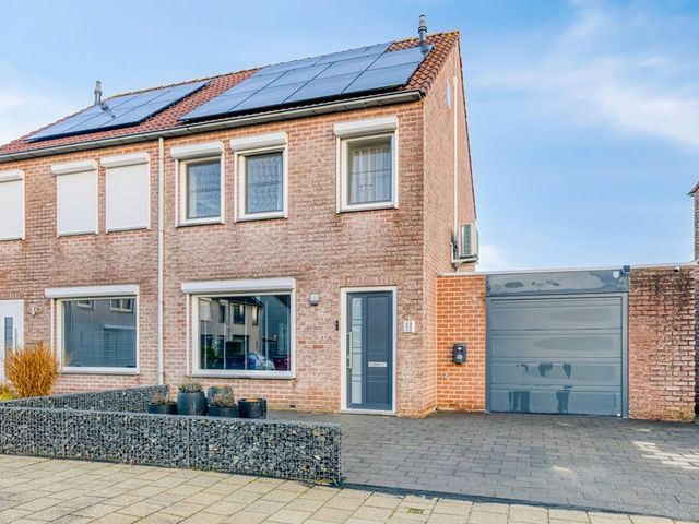 Bellinistraat 12, Hulst