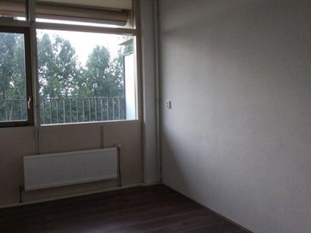 Einsteinplaats ONG, Rotterdam