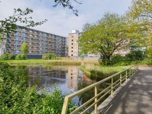 Plutostraat , Alphen aan den Rijn