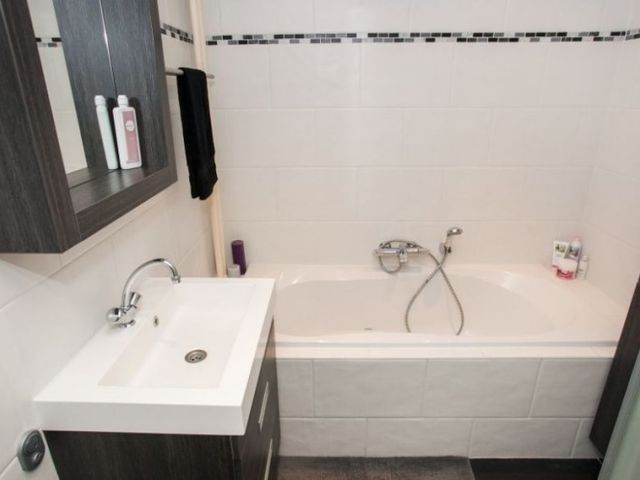 Volendamlaan , Den Haag