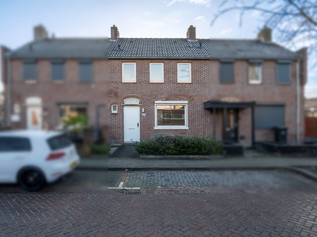 Monseigneur Evertsstraat 30, Roermond