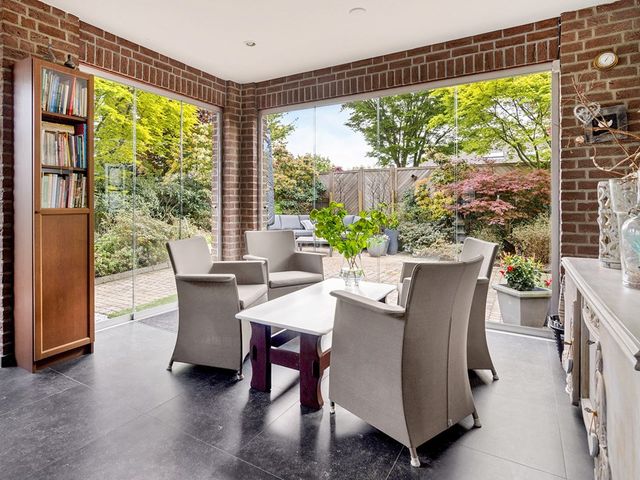 Halewijnstraat 8, Geleen