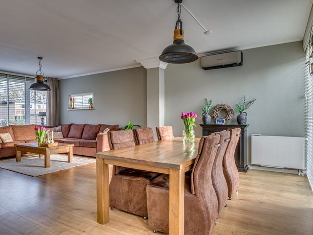 Graaf van Mansfeldstraat 8, Venlo