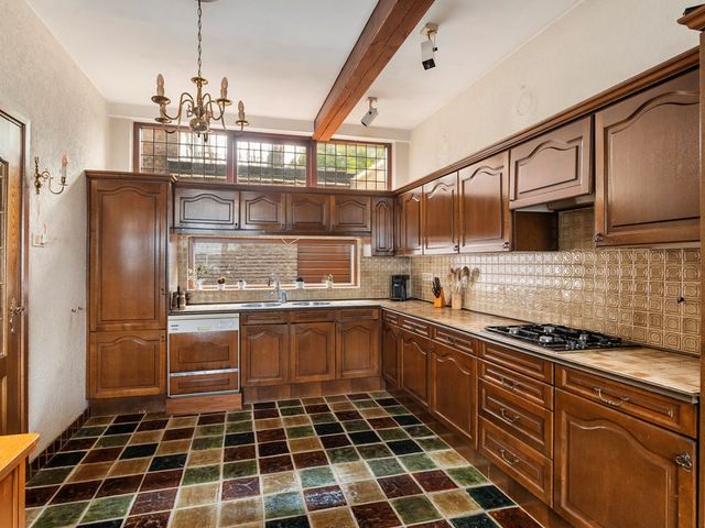 Noordeinde 11, Rijnsburg