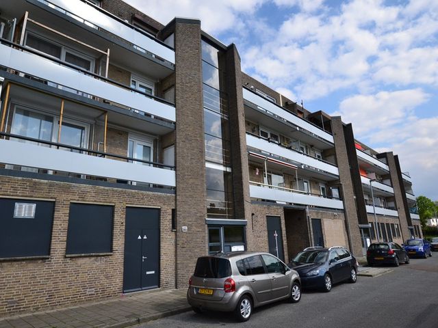 Monseigneur Feronstraat 36, Heerlen