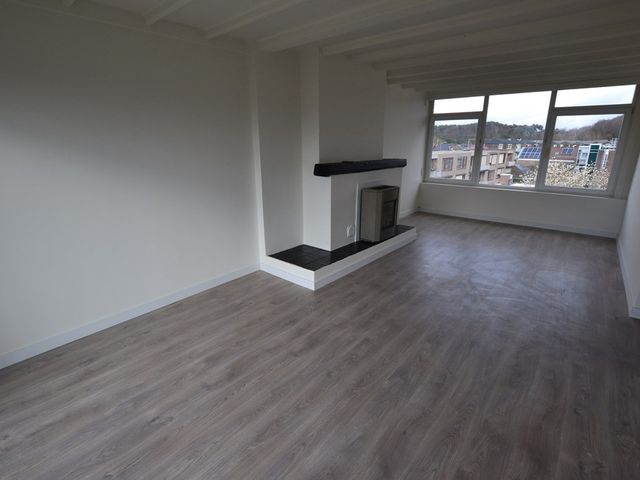 Monseigneur Feronstraat 36, Heerlen