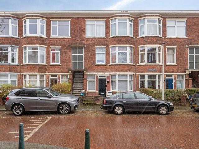 Staverdenstraat 24, Den Haag