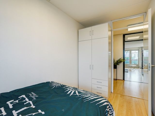 Waldeck Pyrmontkade 14, Den Haag