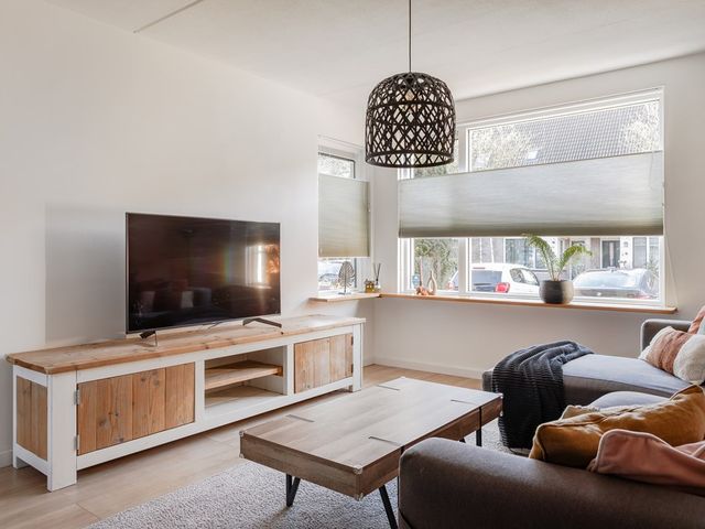 Rietzanger 92, Hoorn