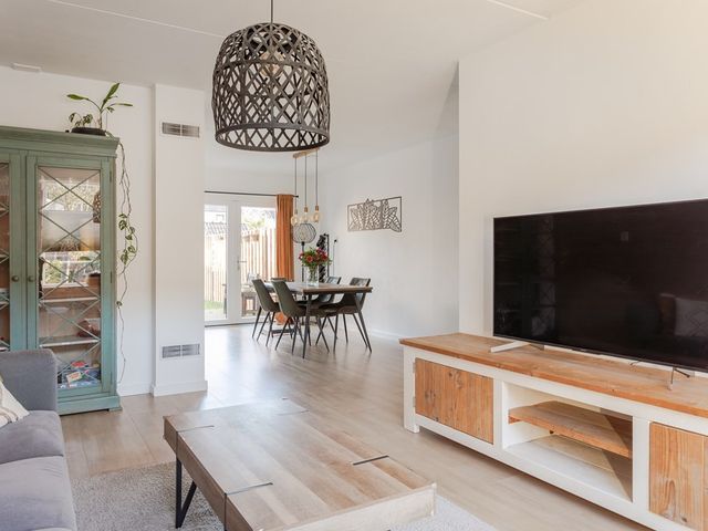 Rietzanger 92, Hoorn