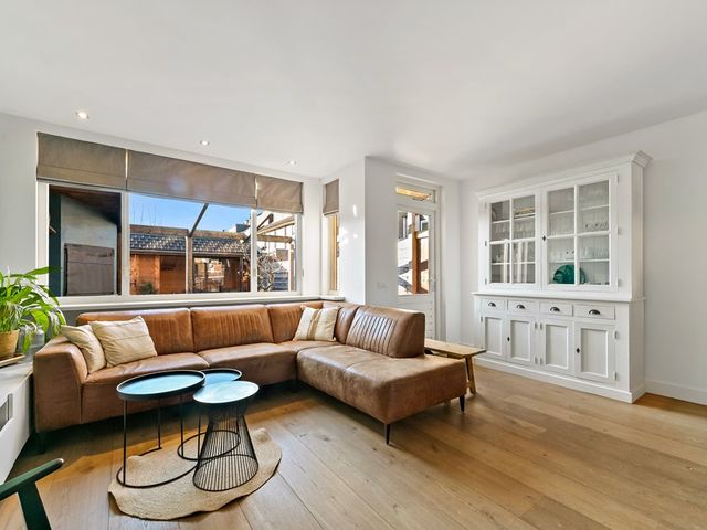 Dijkgraaf 26, Maasland