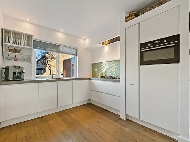 Dijkgraaf 26, Maasland