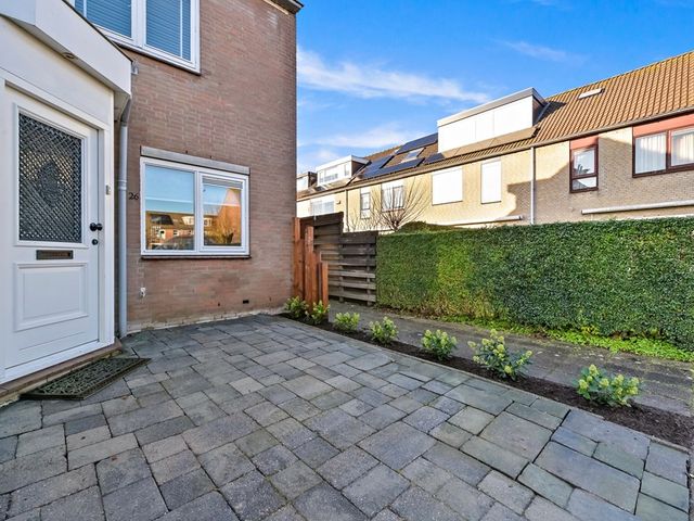 Dijkgraaf 26, Maasland