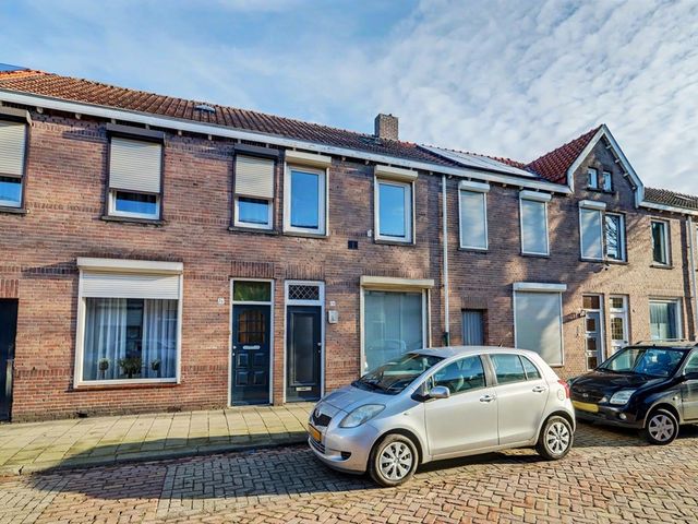 Arent van 's Gravesandestraat 28, Tilburg