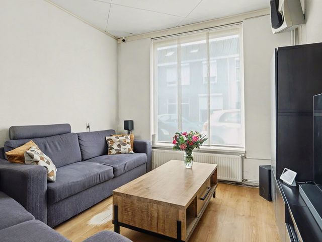 Arent van 's Gravesandestraat 28, Tilburg