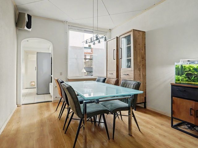 Arent van 's Gravesandestraat 28, Tilburg