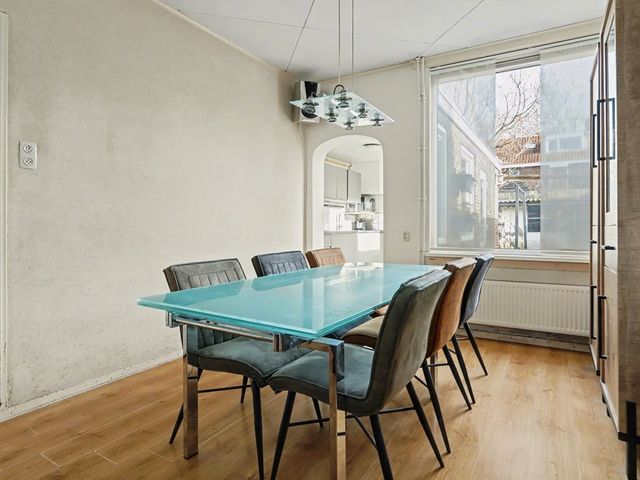 Arent van 's Gravesandestraat 28, Tilburg