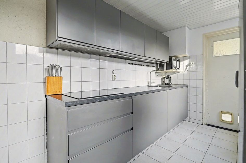 Arent van 's Gravesandestraat 28