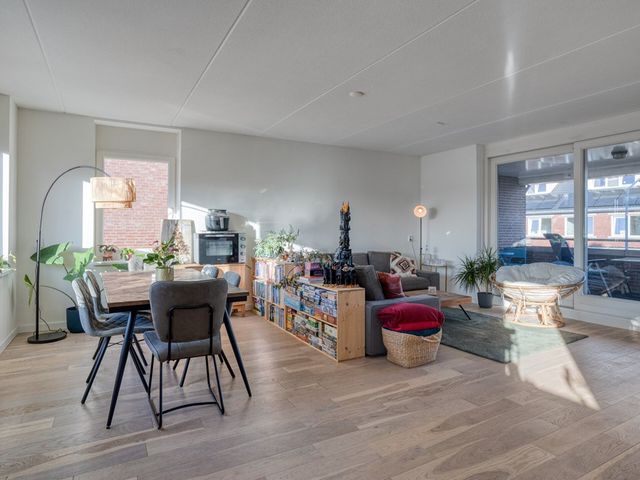 Dorskarstraat 15, Made