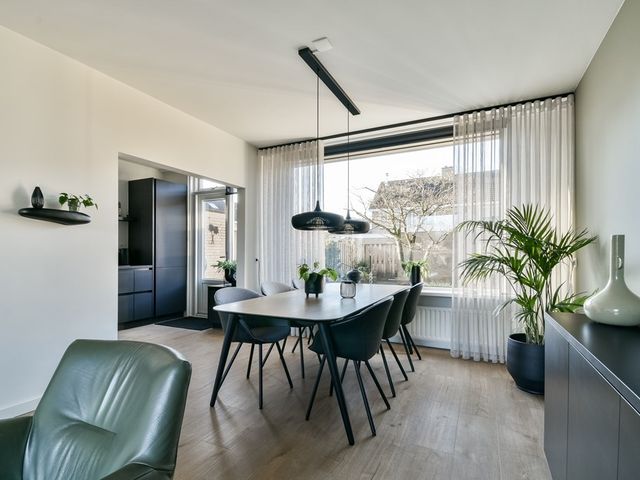 Jac. P. Thijssesingel 52, Sliedrecht