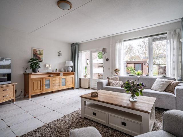 Herberg 117, Leidschendam