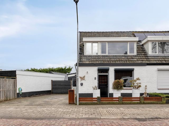 Wilhelminastraat 8, Made