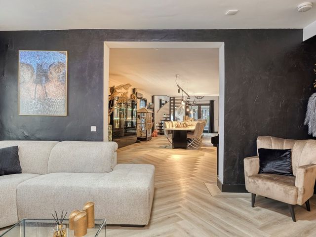 Wilhelminastraat 8, Made