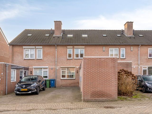 Marjoleinhof 6, Schijndel