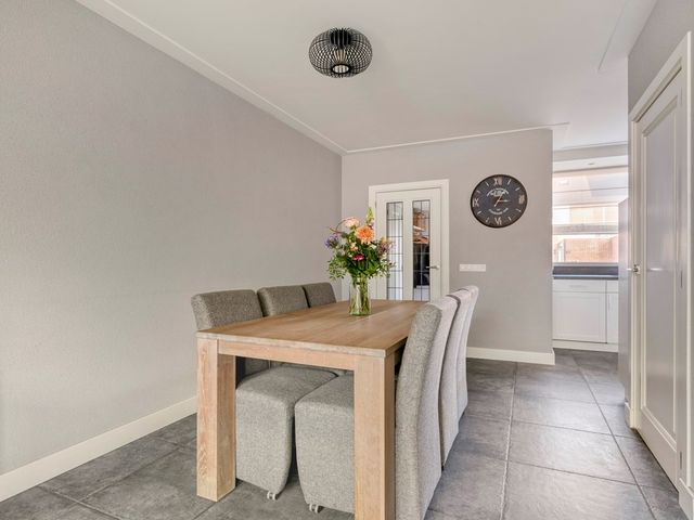 Marjoleinhof 6, Schijndel