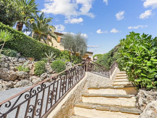 Avenue de la Pinède 50, Mougins