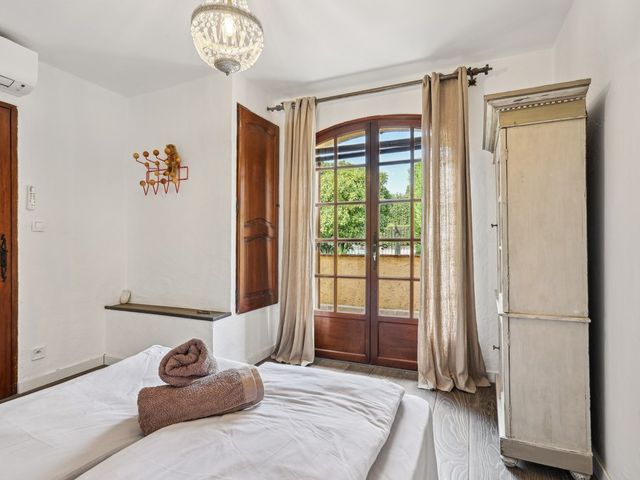 Avenue de la Pinède 50, Mougins