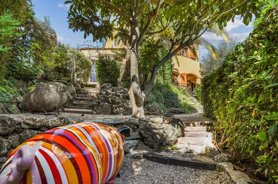 Avenue de la Pinède 50