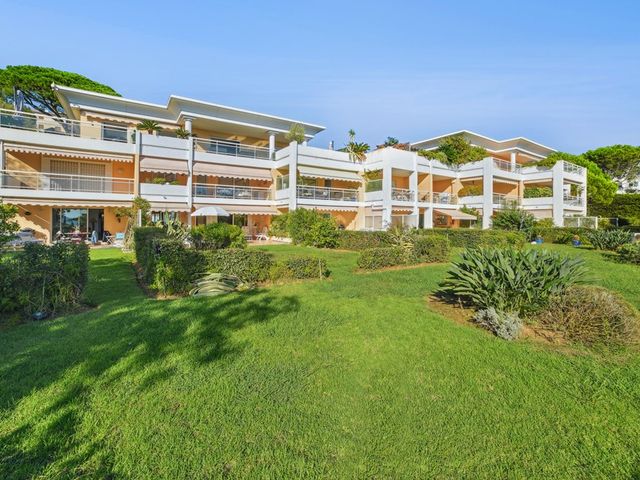 Boulevard Leader 80, Cannes