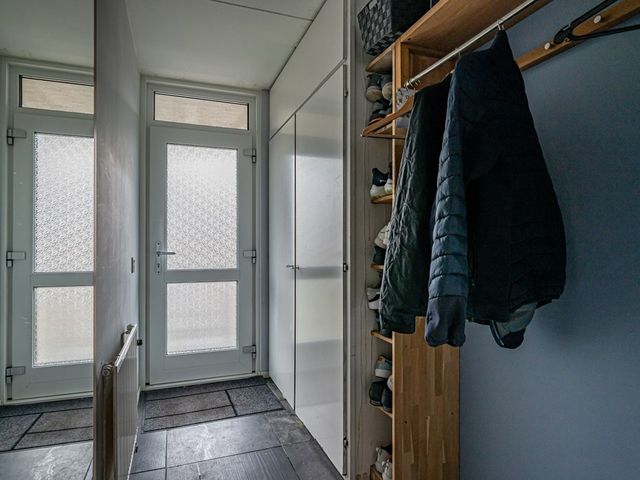 Staalstraat 42, Emmeloord