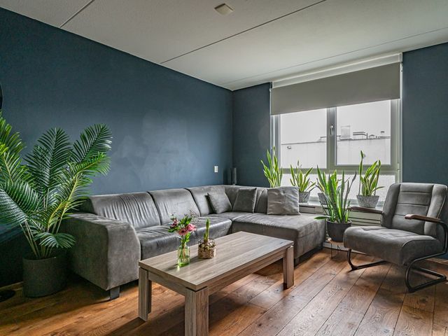 Staalstraat 42, Emmeloord