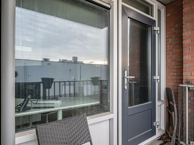 Staalstraat 42, Emmeloord