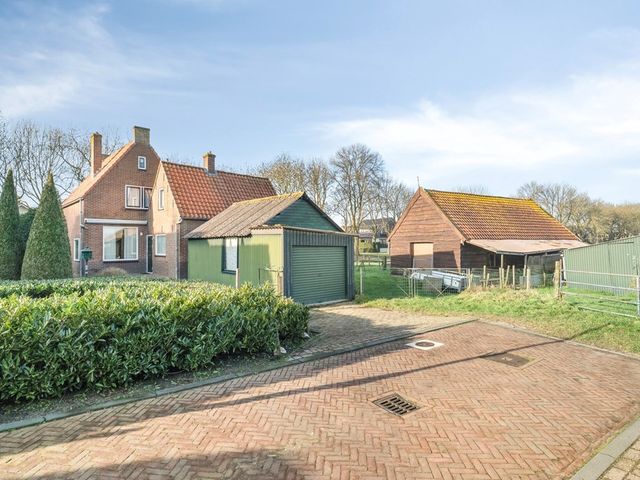 Burgwal 23, Bunschoten-Spakenburg