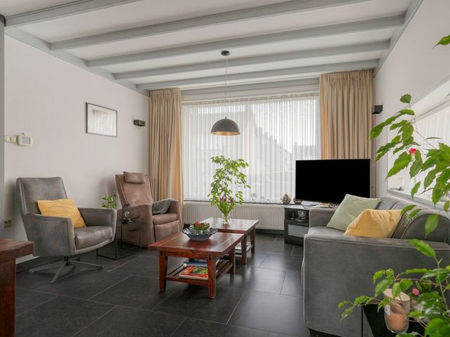 Past van Geldropstraat 35, Schijndel