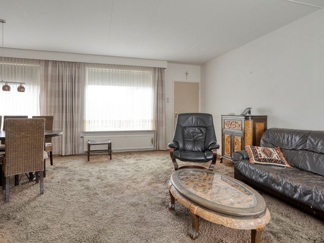 Pastoor Willemsstraat 2, Lamswaarde