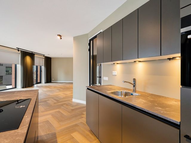 Wijnhaven 65C10, Rotterdam