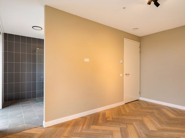 Wijnhaven 65C10, Rotterdam