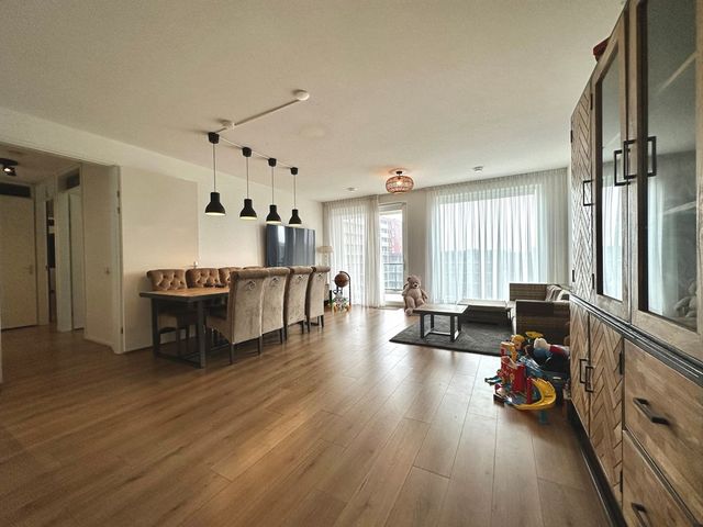 Escamplaan 876R, 's-Gravenhage