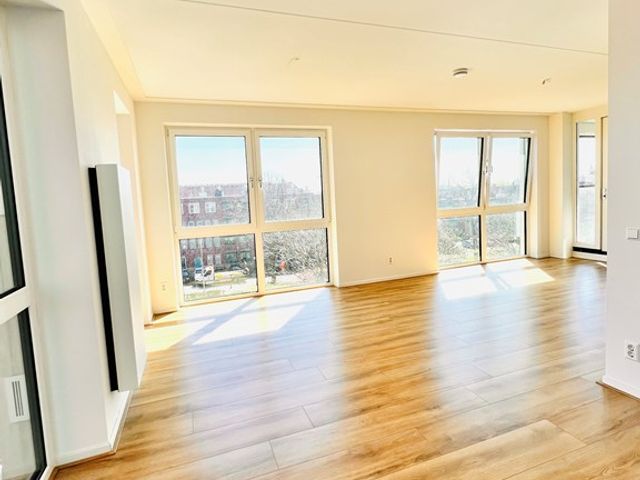 Laakweg 25H, 's-Gravenhage