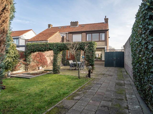 Const Huygensstraat 3, Elsloo